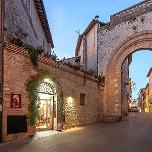 http://hotel-sole-assisi.hotels-perugia.com